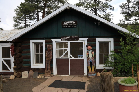 2019-05-30-R66-San-Rafael-El-Malpais-NP-Bandera-Krater-Eishöhle-IM_R3012-1