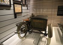 2019-05-20-R66-Millwaukee-HD-Museum-IM_R1491-1