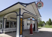 2019-05-22-R66-Odell-alte-Tankstell-IM_R1973-1
