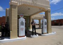 2019-05-27-R66-Shamrock-Tankstelle-Cafe-alte-Dame-IM_R2565-1