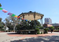 2019-06-06-R66-A-Los-Angeles-Stadt-Hwy-S_Bahn-IM_R4171-1-21