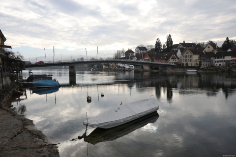 2025-12-10-SAC-RS-Stein-am-Rhein-Advent-Krippen-Maerli-Froschkoenig-R6II6068
