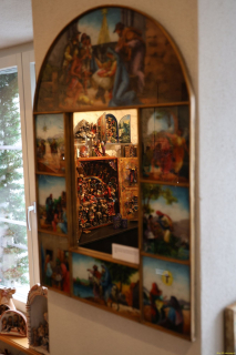 2025-12-10-SAC-RS-Stein-am-Rhein-Advent-Krippen-Maerli-Froschkoenig-R6II6173