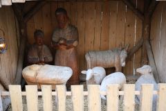 2025-12-10-SAC-RS-Stein-am-Rhein-Advent-Krippen-Maerli-Froschkoenig-R6II6191