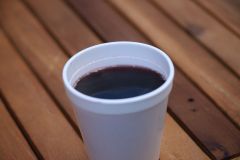 2025-12-10-SAC-RS-Stein-am-Rhein-Advent-Krippen-Maerli-Froschkoenig-R6II6193