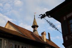 2025-12-10-SAC-RS-Stein-am-Rhein-Advent-Krippen-Maerli-Froschkoenig-R6II6197